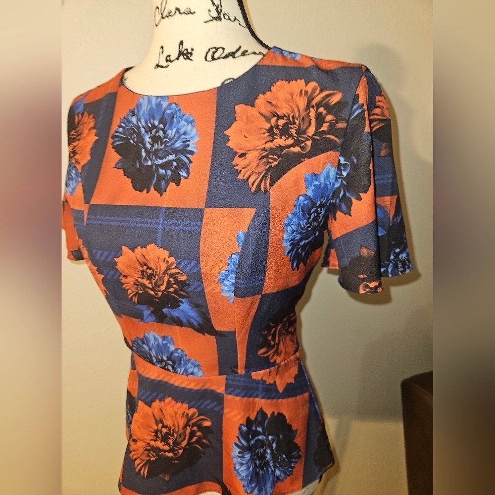 Charry Collection Womans Red And Blue Blouse